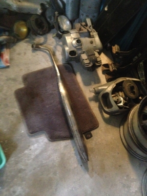 ขายsuzuki a80 สีแดง  ลดเหลือ13900บาท ติดต่อมาคับ เครืองSuzuki สแมส คาร์บูแดช เครืองเดิมๆดีๆ ยางใหม่2เส้น มีเครืองเดิมให้กับท่ออีกใบตามรูป สภาพพร้อมใช้ ทะเบียนพร้อมโอน