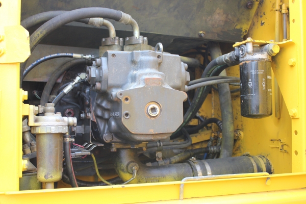 ขาย!!! รถแมคโคร PC200-7 รถสวย (เจ้าของขายเอง) ขาย!!! รถแมคโคร PC200-7 รถสวย (เจ้าของขายเอง)