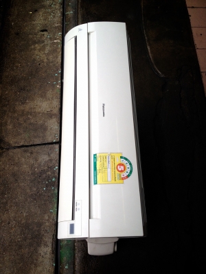 **** ขายแอร์ Panasonic 12500 BTU สภาพสวย ****