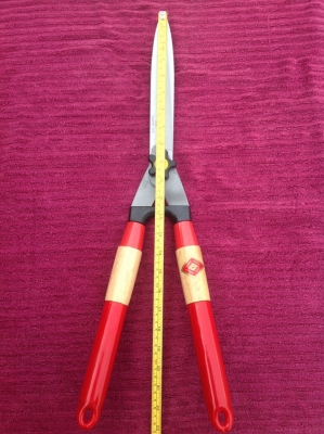 กรรไกรตัดหญ้าด้ามยาง ตราตา กรรไกรตัดหญ้าด้ามยาง ตราตา