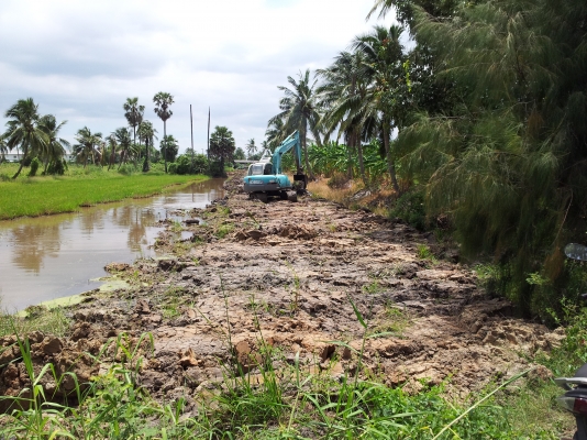 ให้เช่ารถแบคโฮ ขนาด120 รับขุดดิน ดินลูกรัง ปรับพื้นที่ ถมที่ รื้อป่า รื้อท่อ ฝังท่อ กดเข็ม เช่ารายชั่วโมง เช่ารายวัน รายเดือน รับงานพื้นที่ภาคกลางครับ ติดต่อ..คุณจรัญเจริญ (โจ) โทร.. 081-7539527