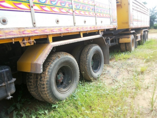 รถบรรทุก 10 ล้อ ใหญ่แม่ลูก 3 ชุด MITSUBISHI ชุดละ 2400000 (ราคาต่อรอง)