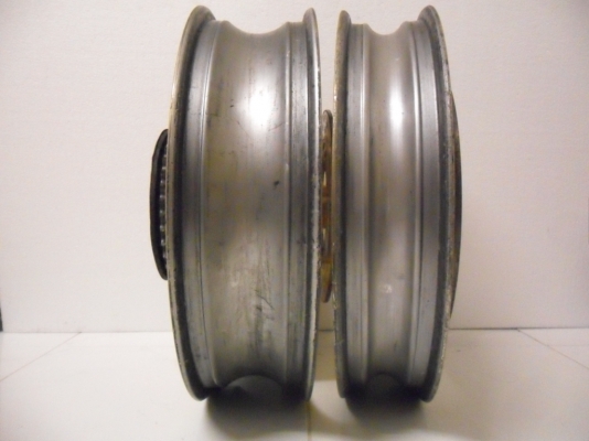 ลดเหลือ5000 ล้อสามก้านHonda cb400 CB1