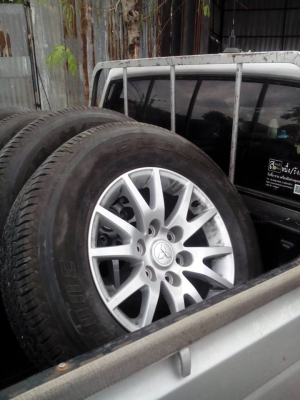 ขายเเม๊ก 17 เดิมพร้อมยาง 2012 หลายรุ่น