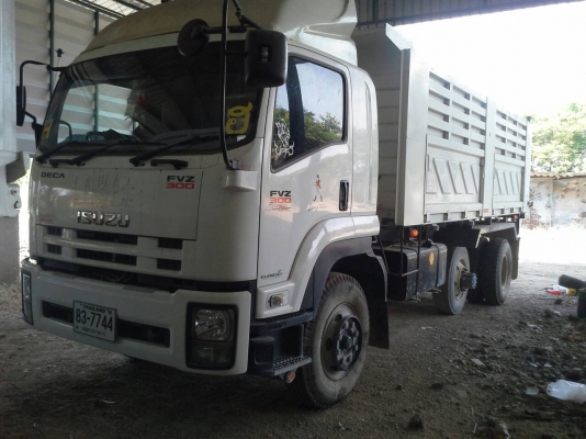 ขาย- โทรเลย 098-6474222 ปฏิวัติ -สิบล้อISUZU FXZ300 HPดั้ม,ยางเรเดียล,,กระบะสามมิตร,,สวยปี 53