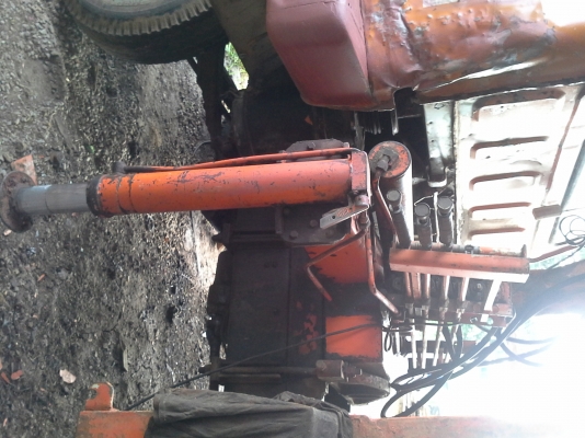 ขายHIAB 2.5ตัน มือสองพร้อมให้