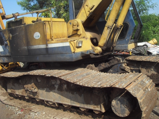 ขายรถแบ๊คโฮ PC-200 KOBELCO ขายรถแบ๊คโฮ PC-200 KOBELCO