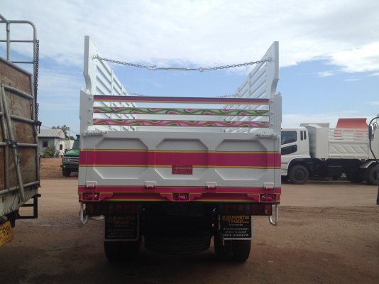 ขาย 6 ล้อดั้มพ์คอกสูง ISUZU NPR  เครื่อง 130 แรงม้ากระบะยาว 5 เมตร สูง 1.70 เมตร กว้าง 2.15 เมตร ดั้มพ์ 6 ตันยาง 825/16 รถทำใหม่ทั้งคันรับประกัน เครื่อง เกียร์ แอร์ เฟืองท้ายระบบไฟระบบ เบรค ลมคลัช ช่วงล่าง นาน 1 เดือน มีทั้งแบบเก็บงานใหม่เช็คใหม่และแบบตาม