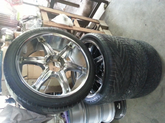 ขอบ22  ถูกๆๆ  ตามสภาพใส่กระบะ6รู พร้อมยาง