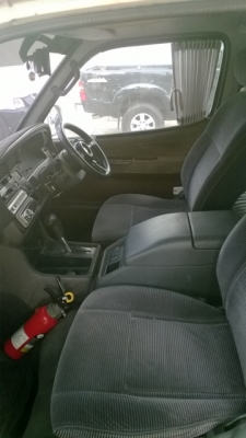 ขายรถตู้หัวจรวดปี2000