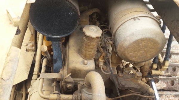 ขาย แทรคเตอร์ Komatsu D20P-5 สภาพพร้อมใช้งาน