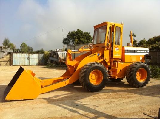 ขายรถตัก KOMATSU  510 มีหลายคัน