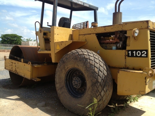 700,000ต่อรอง ขายรถบด VIBROMAX1102TD 2เปลือก2เพลา 12ตัน สภาพสวยพร้อมใช้ ติดต่อได้ที่คุณ อ๊อฟ พิจิตร 086-737-9991