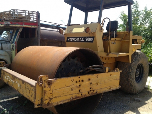 700,000ต่อรอง ขายรถบด VIBROMAX1102TD 2เปลือก2เพลา 12ตัน สภาพสวยพร้อมใช้ ติดต่อได้ที่คุณ อ๊อฟ พิจิตร 086-737-9991