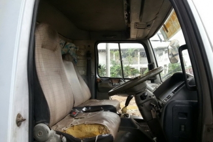 ขาย FB4J 140 แรง ปี 40 ตู้แห้ง 5 m รถสถาพดี โทร 088-4501277 ขาย FB4J 140 แรง ปี 40 ตู้แห้ง 5 m รถสถาพดี โทร 088-4501277