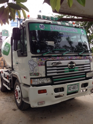 ขายรถโม่ปูน 10 ล้อ