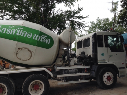 ขายรถโม่ปูน 10 ล้อ