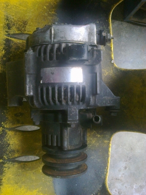 ไดชาร์ตรถตู้โตโยต้า ไดชาร์ตรถตู้โตโยต้า