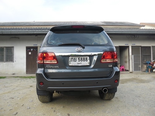 ขายฟอร์จูเนอร์ ปี 06 2.7VTI 4WD สีเทา ขายฟอร์จูเนอร์ ปี 06 2.7VTI 4WD สีเทา