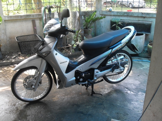 ขาย เวฟ125S สวยๆไฟเลี้ยวบังลม ราคาเบาๆ