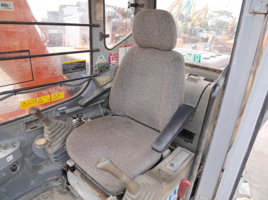 รถขุดเก่าญี่ปุ่น Hitachi EX120-5 ราคาไม่แพงครับ กำลังเดินทางมาจากญี่ปุ่น