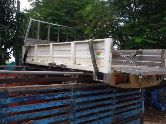 กะบะแสตนเลส