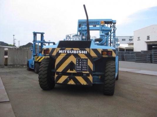 รถยก MITSUBISHI น้ำหนักยก 21 ตัน เสาสูง 3 เมตร   รถนอกนำเข้า  เอกสารครบ จัดไฟแนนซ์ให้ได้ครับ