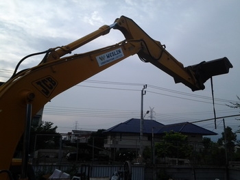 รถขุด PC 130 - ยี่ห้อ JCB: JS 130 ของนำเข้าจากนอก พร้อมใช้งาน เครื่องยนต์ดี รถขุด PC 130 - ยี่ห้อ JCB: JS 130 ของนำเข้าจากนอก พร้อมใช้งาน เครื่องยนต์ดี