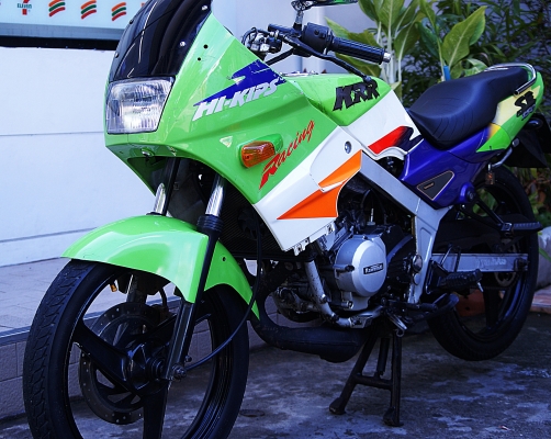 KR-SE 150 เดิมๆสวย ล้อแม็ก มีสวิชเปิดปิดครบ ไฟติดทุกดวง ที่สำคัญ ภาษีไม่ขาดเต็ม ปี2558 รถปี 95