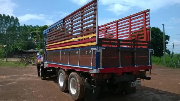 ขายรถพร้อมใช้ 10 ล้อหัวยาว 2 เพลาช่วงล่างใหญ่ HINO มีระบบ DL เครื่อง 6BD1 165 แรงม้า มีปั้มลม เกียร์ HO สโลว์กลาง คานหน้าใหญ่ พาวเวอร์ ยางเต็ม ทะเบียนเต็มพร้อมโอน ราคาต่อรองได้ครับ