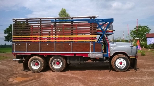 ขายรถพร้อมใช้ 10 ล้อหัวยาว 2 เพลาช่วงล่างใหญ่ HINO มีระบบ DL เครื่อง 6BD1 165 แรงม้า มีปั้มลม เกียร์ HO สโลว์กลาง คานหน้าใหญ่ พาวเวอร์ ยางเต็ม ทะเบียนเต็มพร้อมโอน ราคาต่อรองได้ครับ