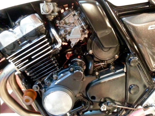 T&amp;T BIKE RAMA2 ขาย HONDA CB400 ปี96 เอกสาร inv+สพมแท้ สภาพรถระบบไฟใช้ได้ครบเครื่องแรงๆ สีสวย ราคาดพียง 62500฿