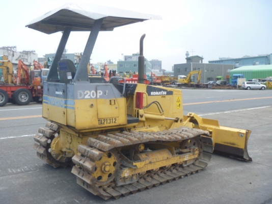 รถแทรคเตอร์ D20P-7E S/N:814XX รุ่นยอดนิยม เกียรตัด ประหยัดน้ำมัน