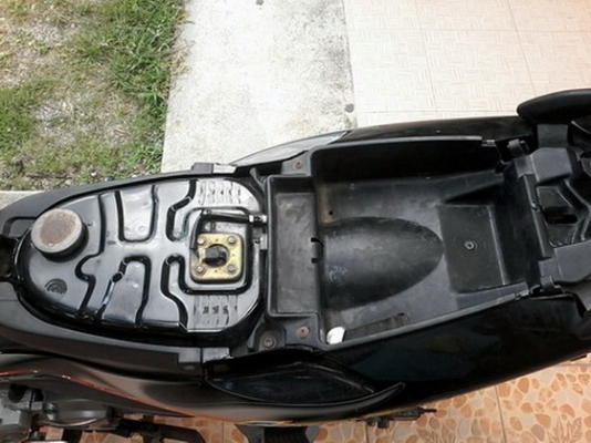 ขาย Yamaha spark จดปี46เครื่องเดิม สภาพเดิมๆ