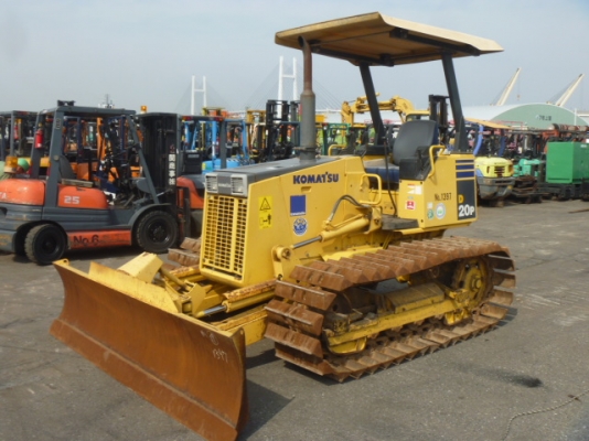 รถแทรคเตอร์ D20P-7E S/N:816XX รุ่นยอดนิยม เกียรตัด ประหยัดน้ำมัน