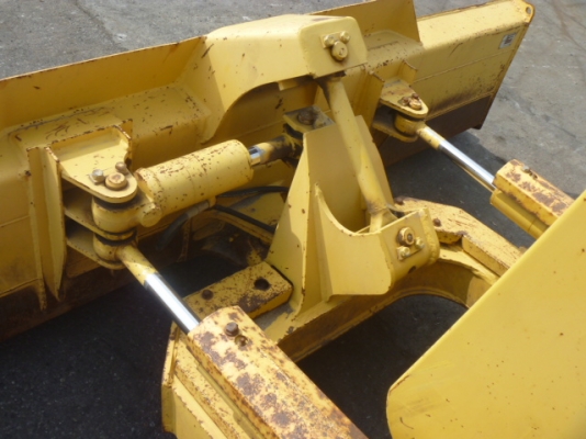 รถแทรคเตอร์ D20P-7E S/N:816XX รุ่นยอดนิยม เกียรตัด ประหยัดน้ำมัน