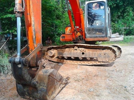 ***ขายแล้วครับขอบคุณ Truck2hand ขายแบคโฮ HITACHI EX100-2 S.No.12E-216XX เครื่องเดิมปั้มเดิม ครอบโบ เครื่องISUZU 4BD1 4สูบ เครื่องแน่น แรง ไม่เยิ้ม ปั้มดีแรงดี ทำงานดี เร็ว ไม่โหลด บูมอาร์มสวย ไม่ปะไม่ดาม ไม่ร้าว บุ้งกี๋ดีไม่ผุ เอวดีแน่น ไม่แตกไม่ร้าว ช่วง