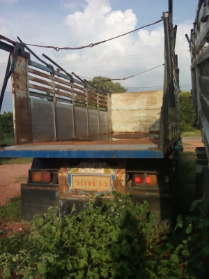 ขาย 10 ล้อดั้มอิซูซุแม่ลูก 2 เพลา 2 คาน เลขตัวรถ 3595859 ปี45