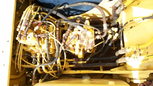 ขายด่วน รถแม็คโคร KOBELCO SK120  MARK /// มารค์ทีซีเรียสูงชั่วโม่งทำงานน้อย รถนอกนำเข้าไม่เคยใช้งานในเมืองไทยเลย