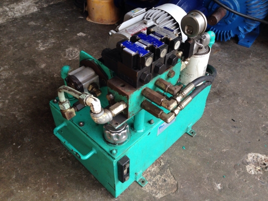 ขายปั้มน้ำมันไฮโดรลิค ขนาด 3 HP. 380V สภาพสวย วาล์วคอนโทรล110VAC 3 ชุดอุปกรณ์ครบ พร้อมใช้งาน ขายปั้มน้ำมันไฮโดรลิค ขนาด 3 HP. 380V สภาพสวย วาล์วคอนโทรล110VAC 3 ชุดอุปกรณ์ครบ พร้อมใช้งาน