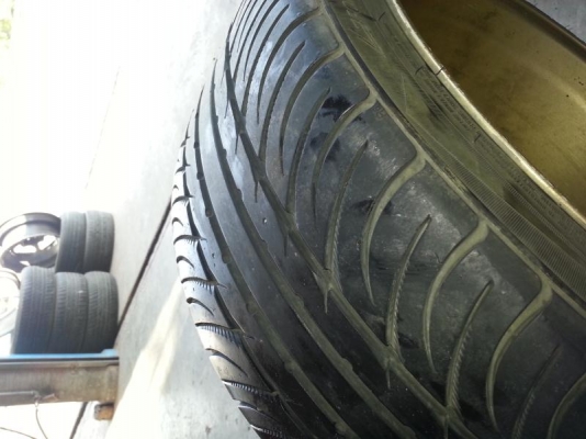 แม็กซ์ขอบ 17 หน้า 8.5 นิ้ว หลัง 9.5 นิ้ว