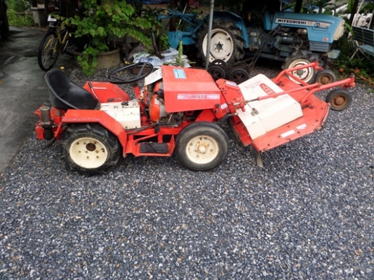 รถตัดหญ้าแบบนั่งขับ RB131 เครื่อง OREC GH 400