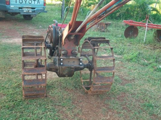 ขายรถไถเดินตามมีผานให้ครับ