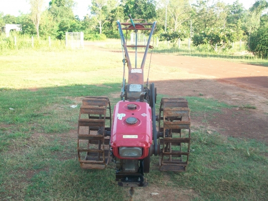 ขายรถไถเดินตามมีผานให้ครับ