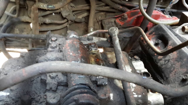 ขายด่วนรถบรรทุก HINO 2 เพลา ติดเครน TANADO 3.5 T ขายด่วนรถบรรทุก HINO 2 เพลา ติดเครน TANADO 3.5 T