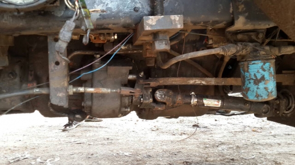 ขายด่วนรถบรรทุก HINO 2 เพลา ติดเครน TANADO 3.5 T ขายด่วนรถบรรทุก HINO 2 เพลา ติดเครน TANADO 3.5 T