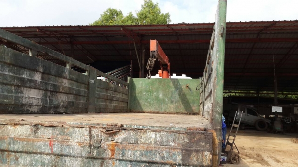 ขายด่วนรถบรรทุก HINO 2 เพลา ติดเครน TANADO 3.5 T ขายด่วนรถบรรทุก HINO 2 เพลา ติดเครน TANADO 3.5 T