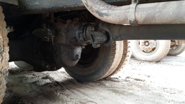 ขายด่วนรถบรรทุก HINO 2 เพลา ติดเครน TANADO 3.5 T ขายด่วนรถบรรทุก HINO 2 เพลา ติดเครน TANADO 3.5 T