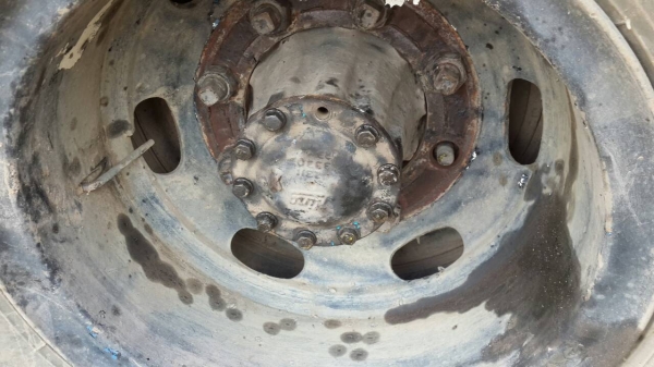 ขายด่วนรถบรรทุก HINO 2 เพลา ติดเครน TANADO 3.5 T ขายด่วนรถบรรทุก HINO 2 เพลา ติดเครน TANADO 3.5 T