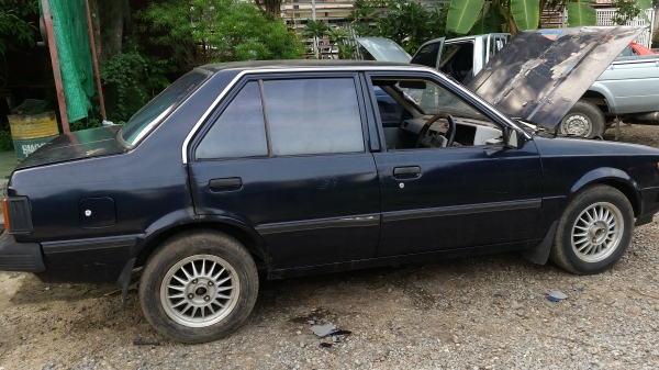 นิสสันซันนี่ เกียร์ออโต้ พวงมาลัยเพาเวอร์ พร้อมโอนพร้อมขับ